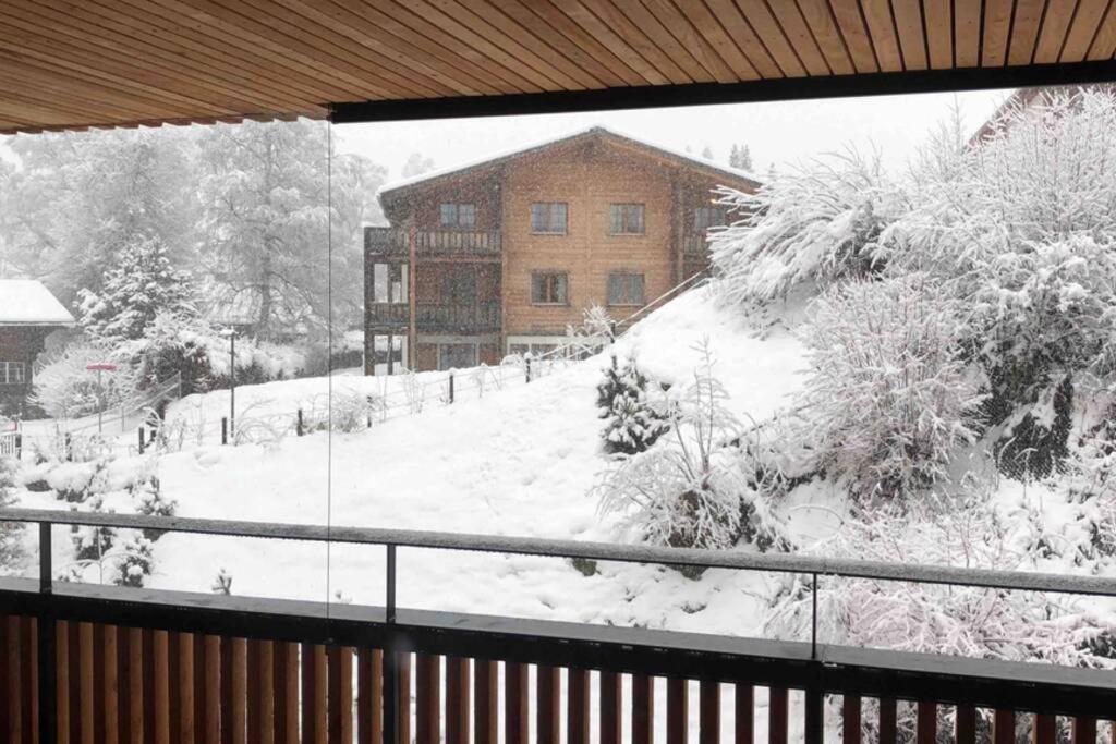 Beautiful Sunny New 1 Bed * Flims