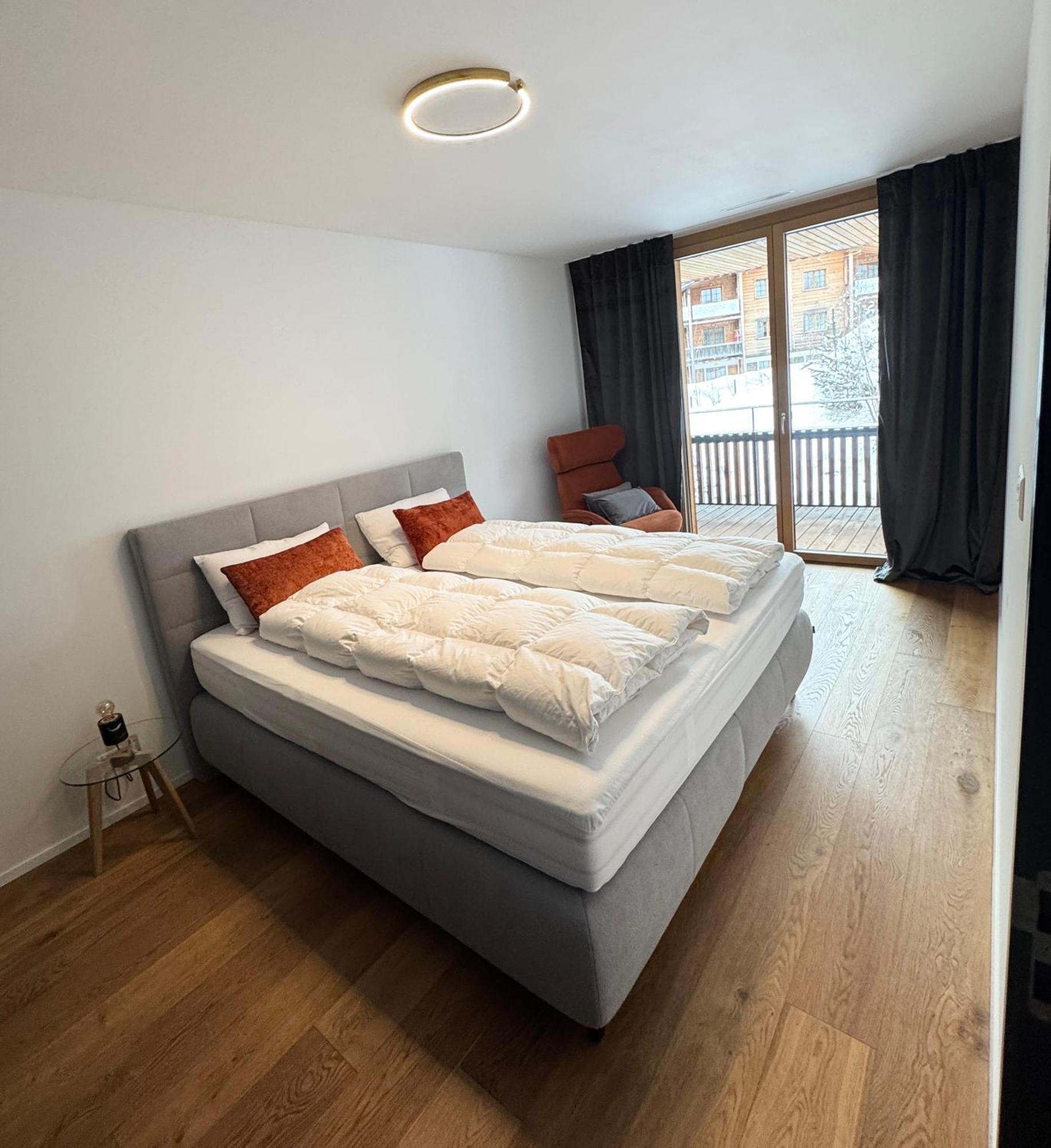 Apartment Beautiful Sunny New 1 Bed